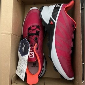 NWT Salomon Supercross W Women's Trail Shoe in Cerise Pink Box Included Size 9
